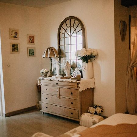 Chez Geraldine Bed and Breakfast Montels  Εξωτερικό φωτογραφία